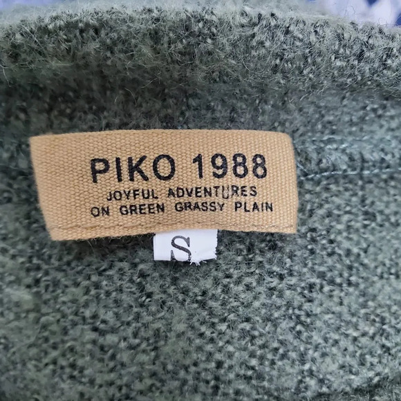 PIKO 1988 | Green V-Neck Knit Tunic Top Small - Picture 6 of 8